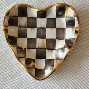 MacKenzie-Childs Courtly Check Fluted Heart Plate